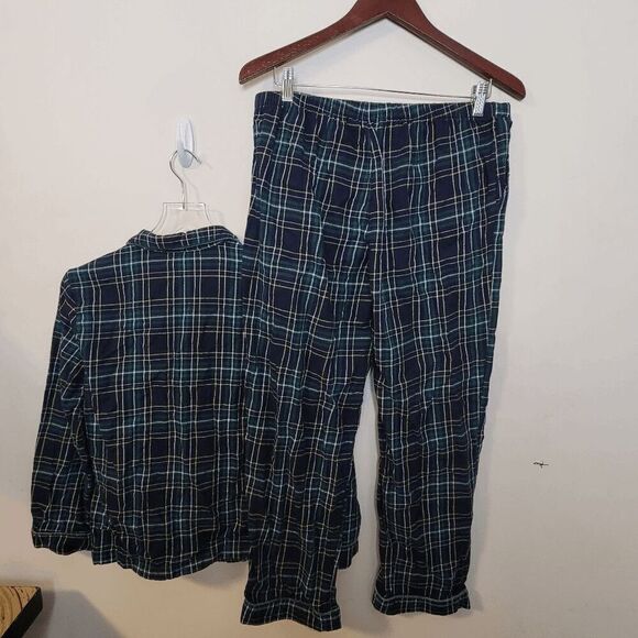 Talbots  Flannel Cotton Button Down long sleeve plaid top and Pajama Set Women's - Picture 3 of 4